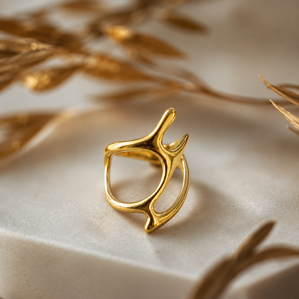 Luna Arc Adjustable Ring