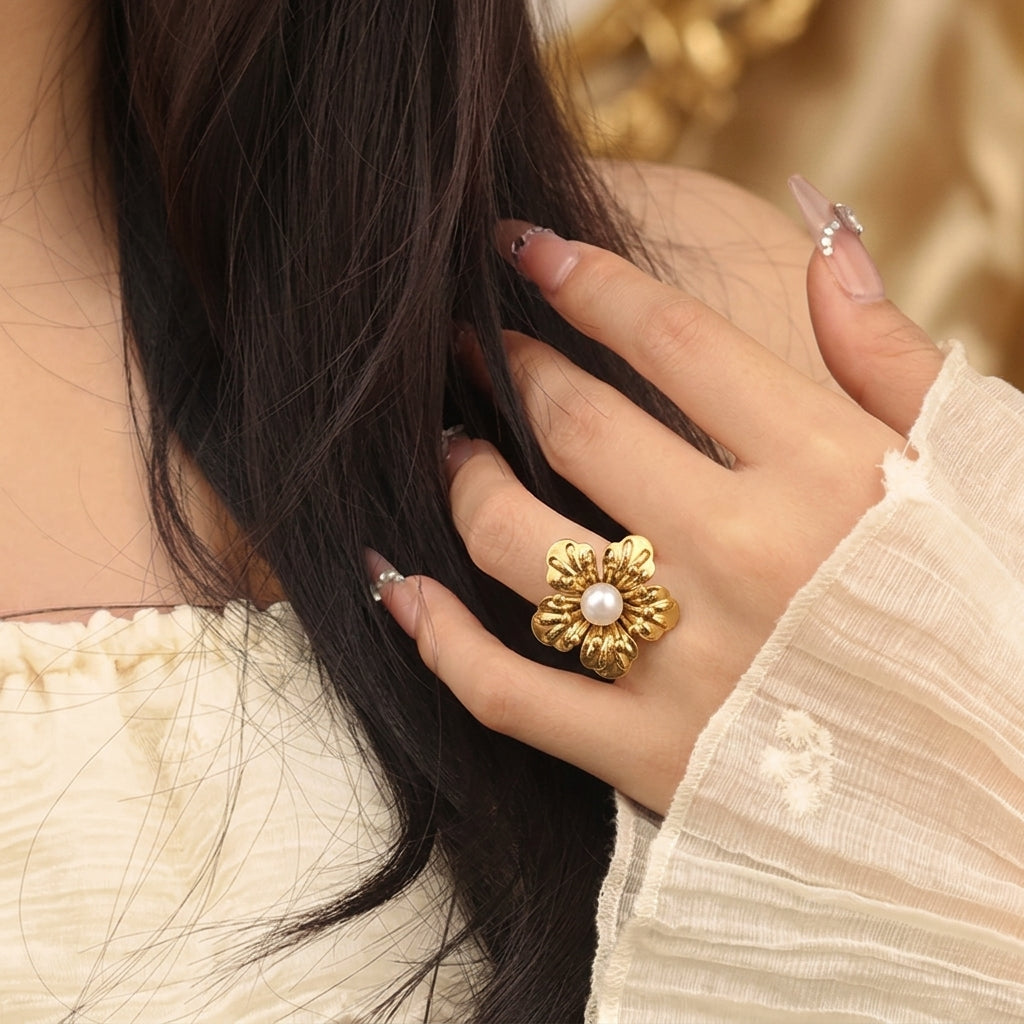 Flora Pearl Blossom Adjustable Ring