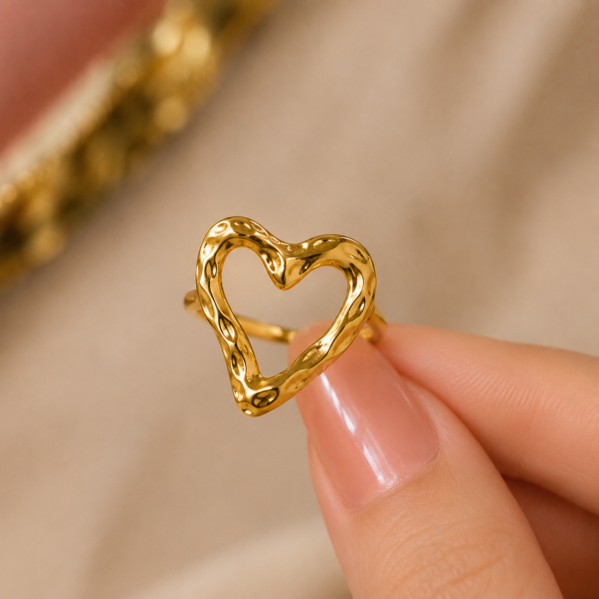 Amoura Sculpted Heart Adjustable Ring