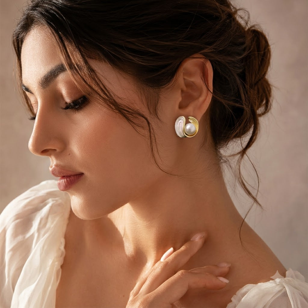 Pearl Embrace Curve Earrings